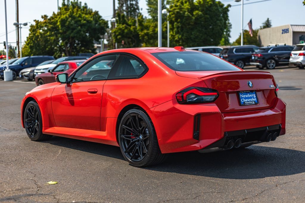 Used 2023 BMW M2 w/ Lighting Package RWD image 9
