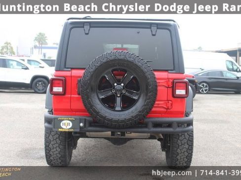 Used 2022 Jeep Wrangler Unlimited Sport image 4