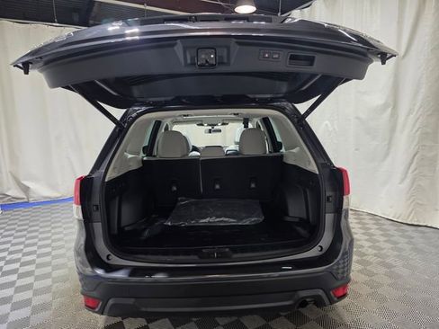 Certified 2024 Subaru Forester Premium AWD/4WD image 36