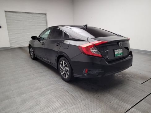 Used 2017 Honda Civic EX image 5