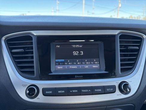 Used 2022 Hyundai Accent SE image 18