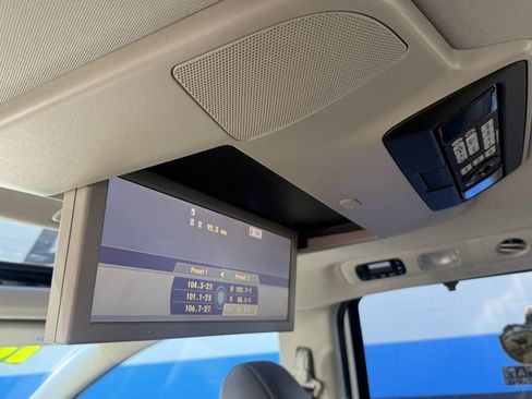 Used 2016 Honda Odyssey Touring Elite image 19