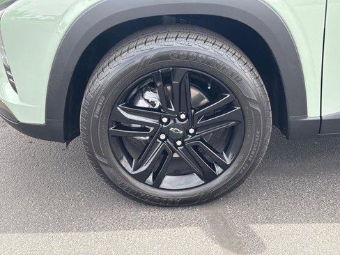 Used 2025 Chevrolet Trax ACTIV w/ Driver Confidence Package image 10