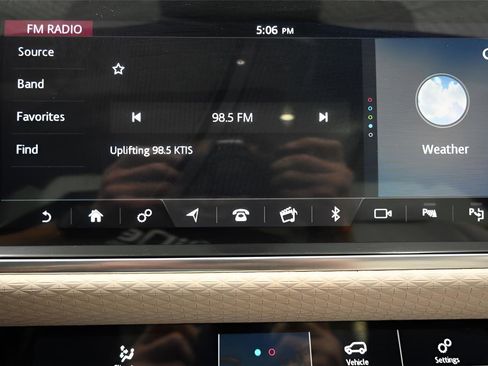 Used 2020 Land Rover Range Rover Velar R-Dynamic S AWD/4WD image 30