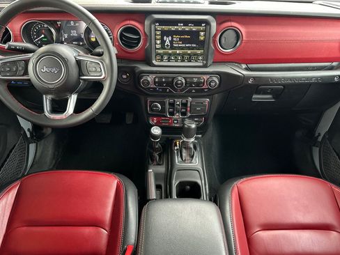 Used 2023 Jeep Wrangler Unlimited Rubicon 4xe image 14