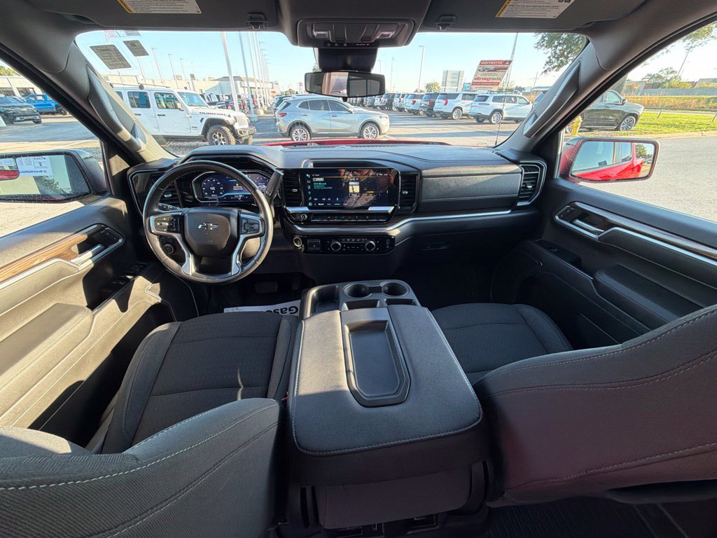 Used 2022 Chevrolet Silverado 1500 RST AWD/4WD image 19