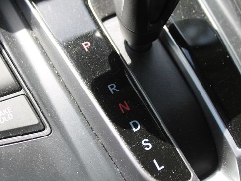 Used 2020 Honda CR-V EX-L image 37