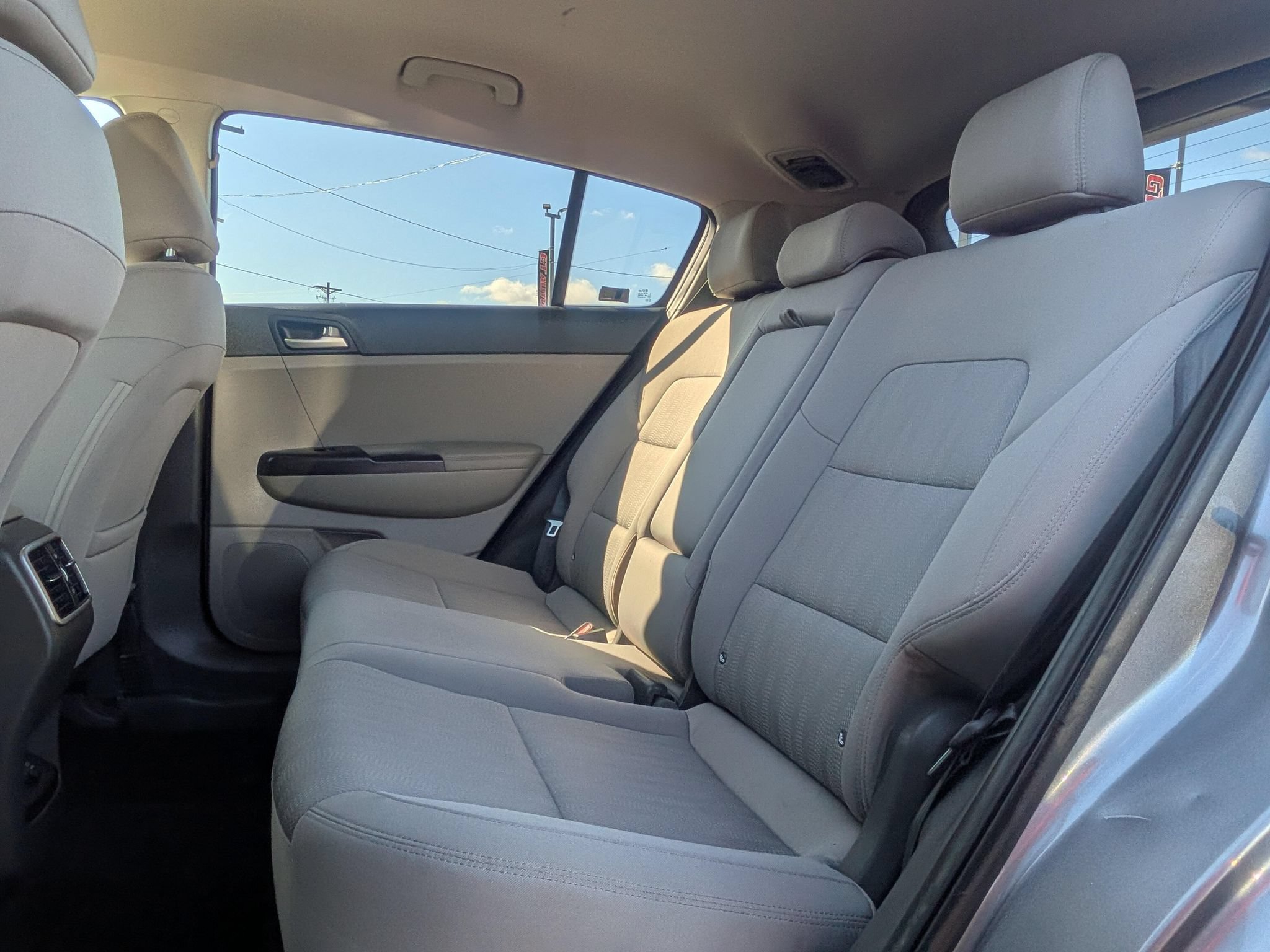 Used 2017 Kia Sportage LX AWD/4WD image 6