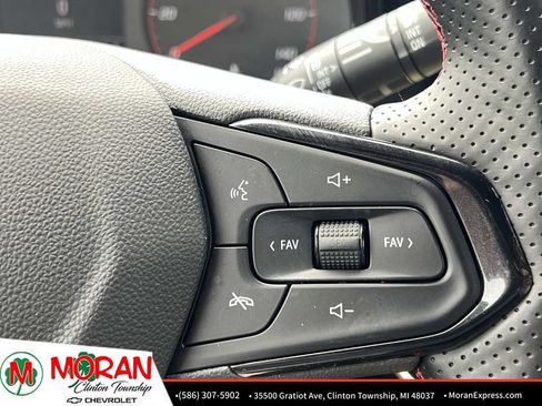 Certified 2025 Chevrolet Trax RS w/ Driver Confidence Package FWD image 24