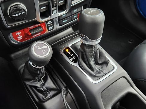 New 2026 Jeep Gladiator Rubicon AWD/4WD image 26