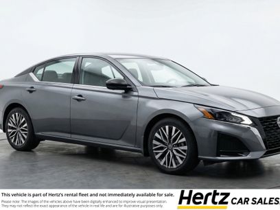 Used 2025 Nissan Altima 2.5 SV