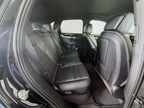 New 2026 Porsche Cayenne AWD/4WD image 29