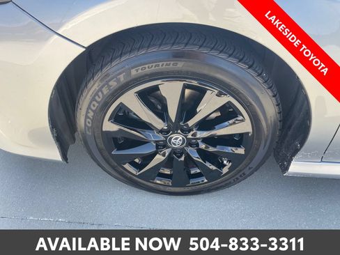 Used 2019 Toyota Camry LE FWD image 13
