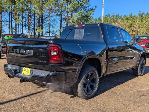 New 2026 RAM 1500 Big Horn AWD/4WD image 3