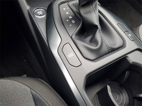 New 2025 Kia K4 LXS image 23