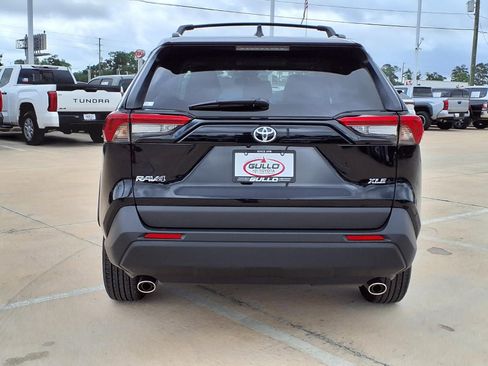 Certified 2025 Toyota RAV4 XLE w/ Convenience Package image 7