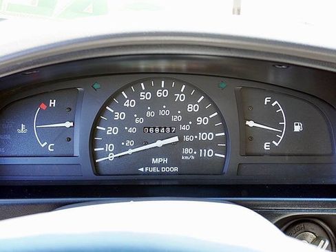 Used 2003 Toyota Tacoma 2WD Regular Cab image 27