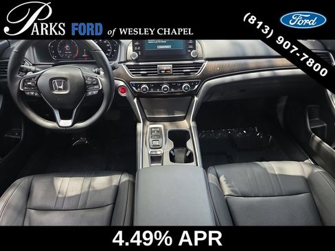 Used 2019 Honda Accord Touring image 10
