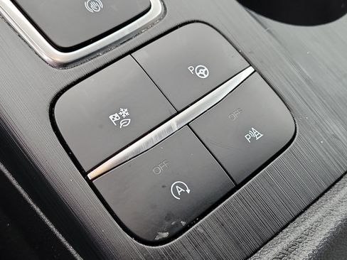 Certified 2022 Ford Escape Titanium w/ Titanium Elite Package image 29