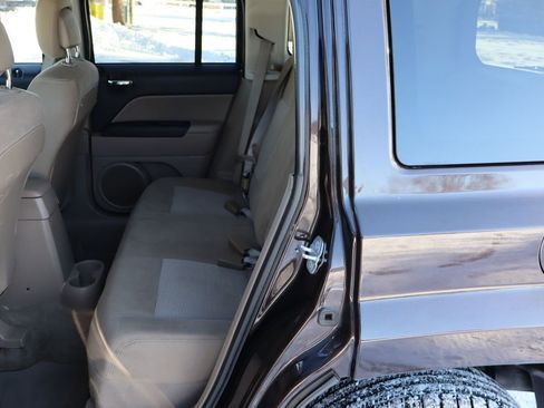 Used 2014 Jeep Patriot Sport w/ Power Value Group image 20