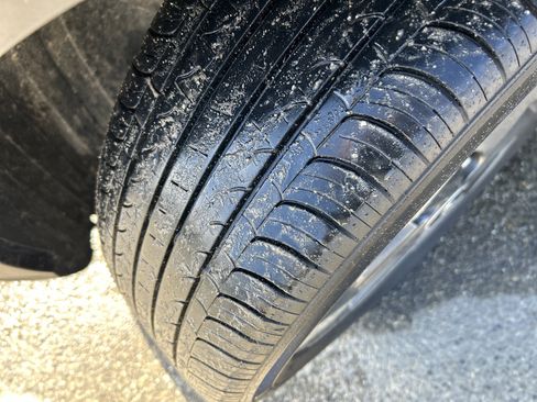 Certified 2023 Hyundai Venue Limited image 13