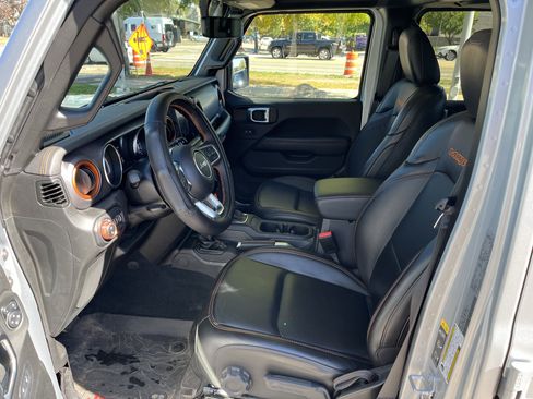 Used 2022 Jeep Gladiator Mojave w/ LED Lighting Group image 13