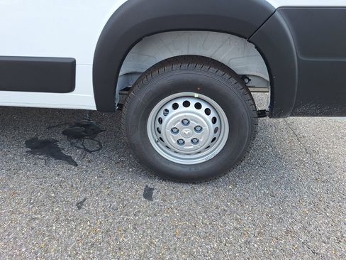 New 2026 RAM ProMaster 2500 w/ Convenience Group image 13