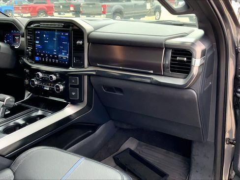 Used 2024 Ford F150 Platinum w/ FX4 Off-Road Package AWD/4WD image 18