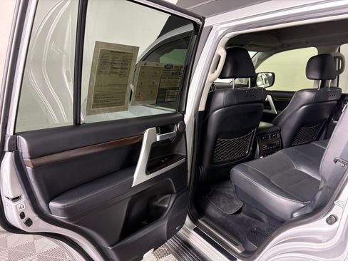 Used 2016 Toyota Land Cruiser AWD/4WD image 26