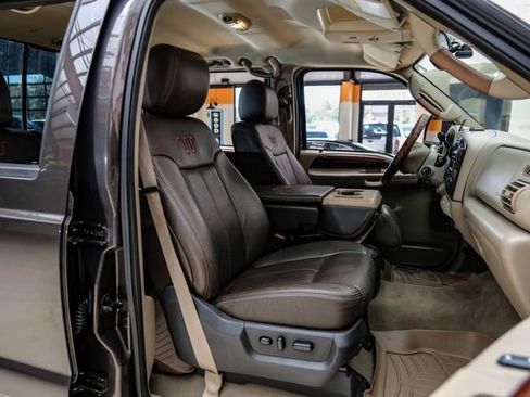 Used 2005 Ford F350 King Ranch AWD/4WD image 40