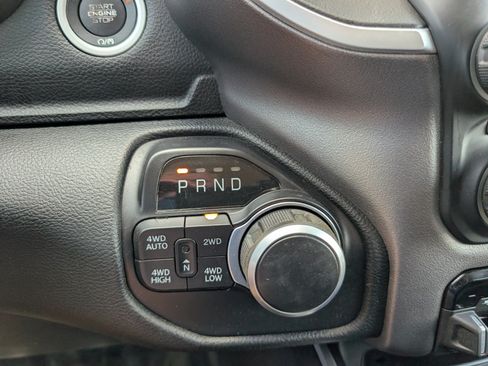 Used 2020 RAM 1500 Big Horn AWD/4WD image 23