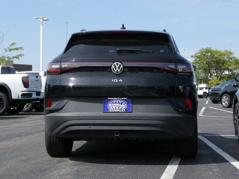 Used 2022 Volkswagen ID.4 Pro image 18