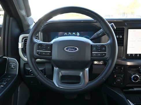 Used 2025 Ford F250 Lariat w/ Chrome Package AWD/4WD image 10