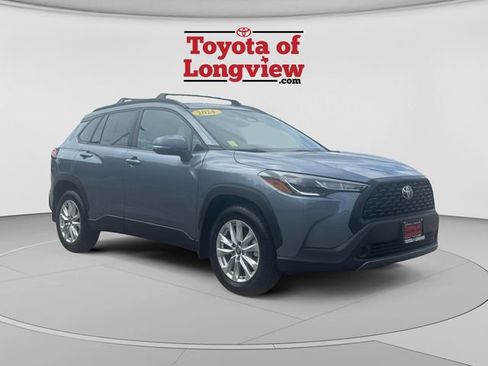 Certified 2024 Toyota Corolla Cross LE FWD image 8