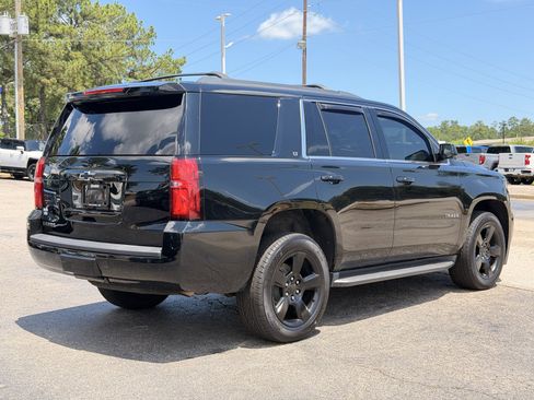 Used 2017 Chevrolet Tahoe LT w/ Luxury Package AWD/4WD image 15