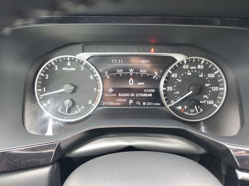 Used 2024 Nissan Pathfinder SL image 33