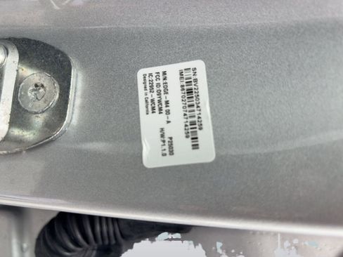 Used 2018 GMC Yukon Denali image 17