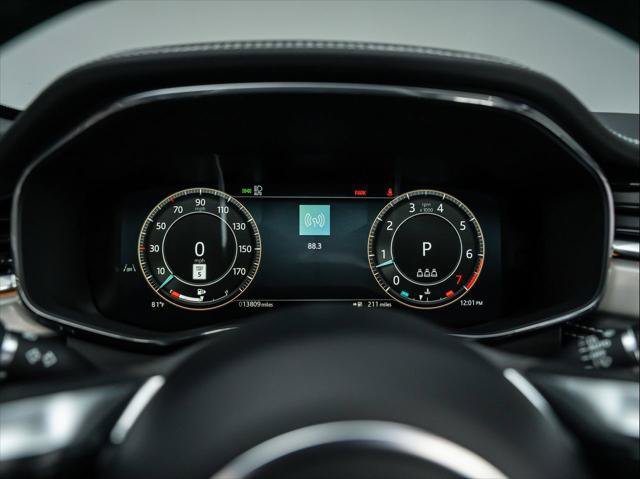 Used 2026 Jaguar F-PACE R-Dynamic S AWD/4WD image 27