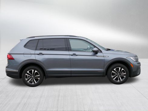 Certified 2022 Volkswagen Tiguan S image 8
