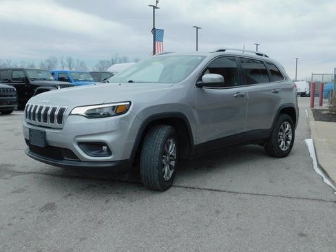 Used 2019 Jeep Cherokee Latitude Plus w/ Cold Weather Group image 21