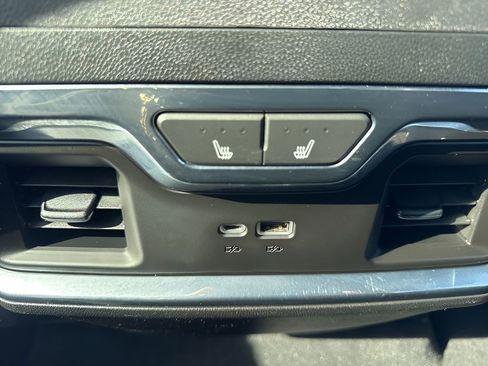 Used 2023 GMC Sierra 1500 Denali Ultimate image 14