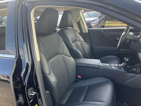Used 2019 Lexus ES 350 image 9