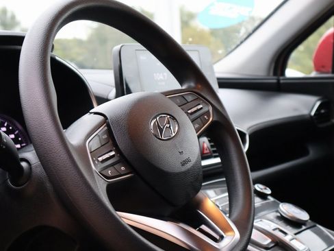 Certified 2022 Hyundai Santa Fe SE image 25