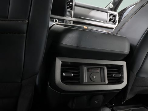 Used 2024 Ford F250 Platinum AWD/4WD image 26