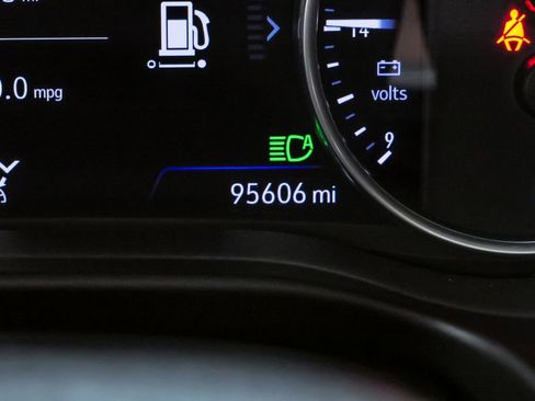 Used 2020 Buick Enclave Avenir w/ Avenir Technology Package FWD image 25