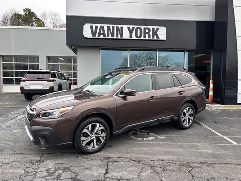 Certified 2022 Subaru Outback Limited image 50