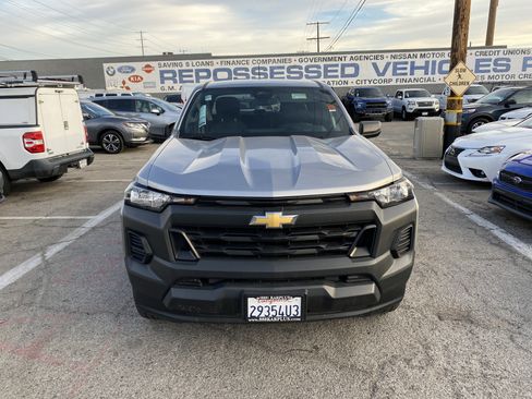 Used 2023 Chevrolet Colorado W/T image 3
