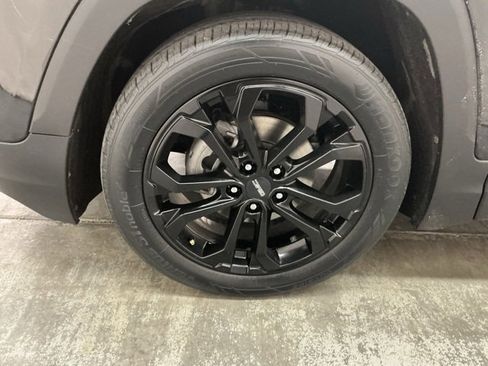 Used 2020 GMC Terrain SLE w/ Driver Convenience Package image 10