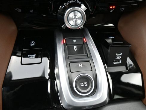 Used 2024 Acura MDX SH-AWD w/ Technology Package image 17