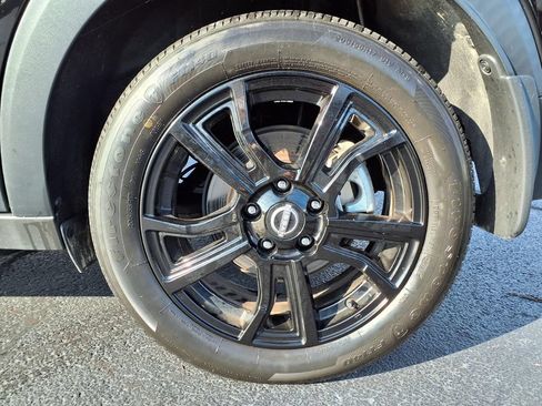 Used 2024 Nissan Kicks SR w/ SR Premium Package FWD image 34